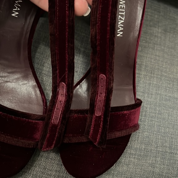 Authentic Stuart Weitzman velvet heels - Picture 9 of 11